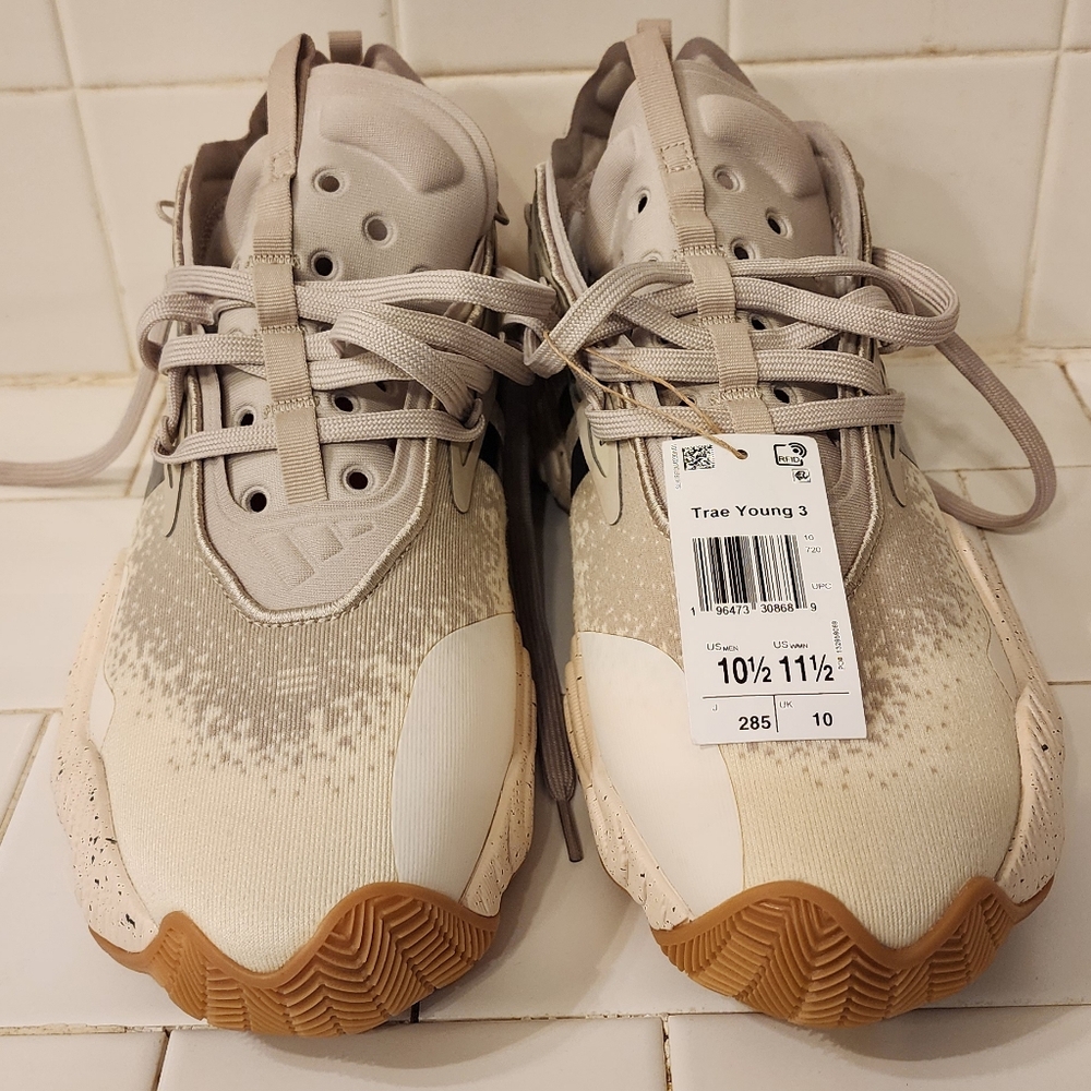 Trae Young 3 Shoe 10.5